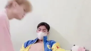 Vietnamese - Những chàng shipper nắng cực - P1